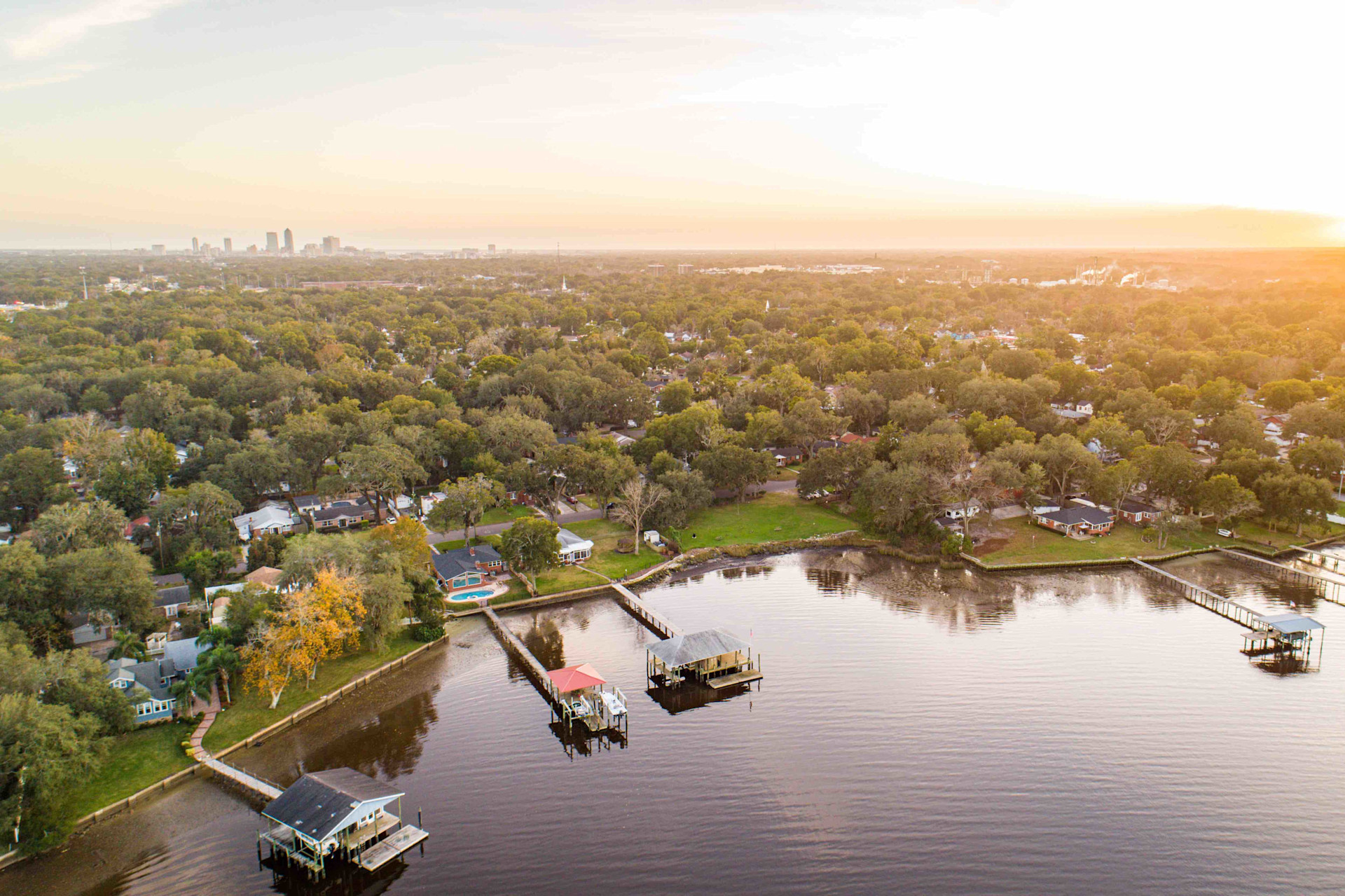 The Gateway to Florida, Jacksonville has been underestimated for a long time, but today it is drawing new residents and investors and its housing market is feeling the bump. (Credit: Getty Images)
